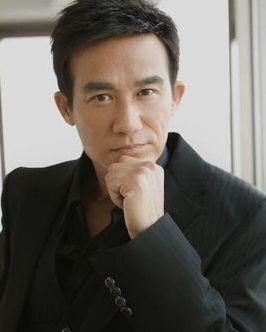 李子雄跨界玩出新高度!签约圣亚轩门业,从“黑飞”硬核发声到门业代言,他才是真·斜杠天王