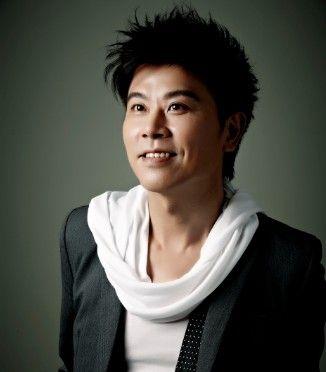 伍思凯空降亳州!经典金曲引爆全场,台前幕后最新动态全解析