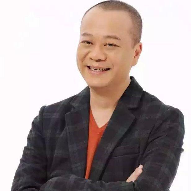 “财神爷”驾到!欧阳震华空降天津,诗尼曼旗舰店秒变追星现场