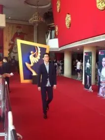 侯磊图片